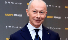 RENAULT NE SONGE PAS À BAISSER SA PART DANS NISSAN, SELON BOLLORÉ