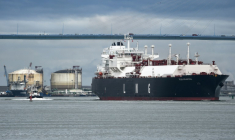 L'Union européenne a franchi lundi une étape importante dans ses efforts pour assécher l'économie de guerre de la Russie, la majorité des Etats membres ayant approuvé le principe d'une interdiction, d'ici fin 2027, des importations de gaz naturel russe ( AFP / Sebastien SALOM-GOMIS )