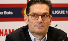 Joseph Oughourlian , président du RC Lens, ici pris le 3 juin 2024 au centre d'entraînement du club  ( AFP / Denis CHARLET )