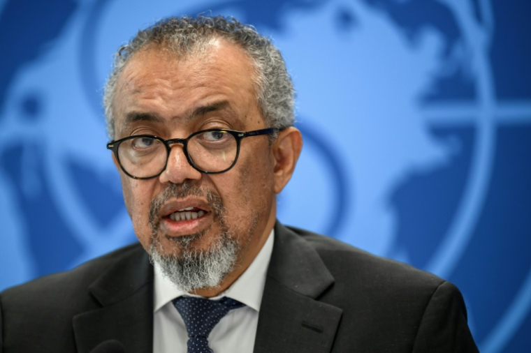 Le directeur général de l'OMS, Tedros Adhanom Ghebreyesus, lors d'une conférence de presse sur l'épidémie d'Ebola en RDC et en Ouganda, le 20 mai 2026 à Genève ( AFP / Fabrice COFFRINI )