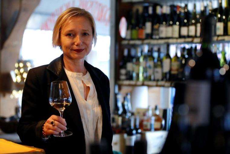 FRANCE: QUAND LE COVID-19 FAIT PERDRE AUX OENOLOGUES LE GOÛT DU VIN
