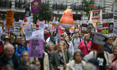Manifestation contre la deuxième visite d'Etat du président américain Donald Trump, le 17 septembre 2025 à Londres ( AFP / JUSTIN TALLIS )
