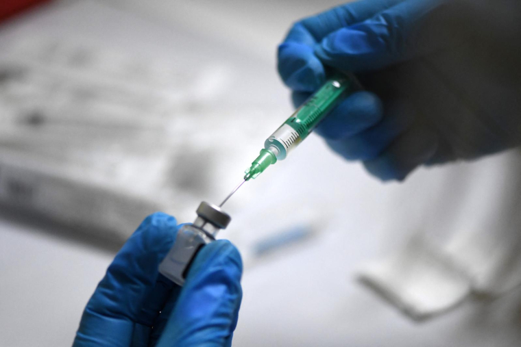 Le retrait des financements américains aurait "des conséquences dramatiques pour la santé des enfants du monde entier" affirme Gavi (l'alliance du vaccin). ( AFP / INA FASSBENDER )