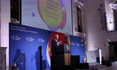 Photo d'archives: Joe Biden prononce un discours lors de la septième conférence de reconstitution des ressources du Fonds mondial à New York