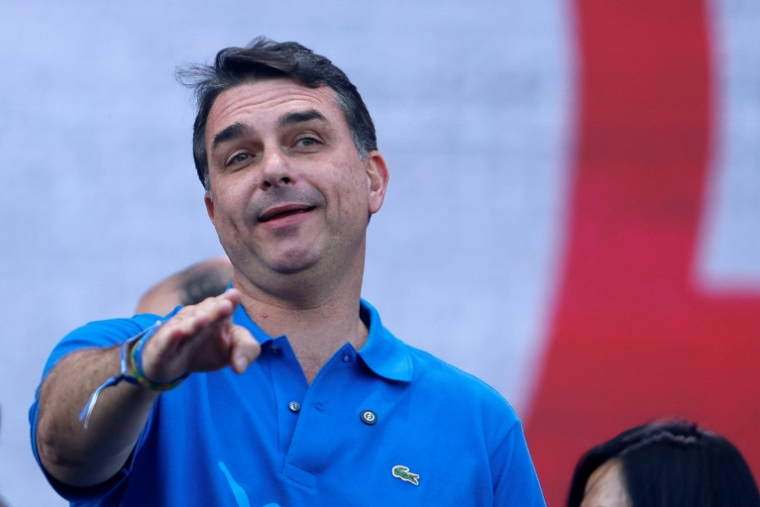 Le candidat à la présidentielle Flavio Bolsonaro le 4 juin 2026, à Sao Paulo, au Brésil ( AFP / Miguel SCHINCARIOL )