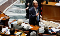Questions au gouvernement à l'Assemblée nationale à Paris