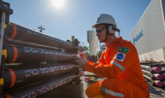 Vallourec a publié mercredi des résultats en nette amélioration au premier semestre 2019, marqués par un résultat brut d'exploitation (RBE) largement positif et une forte baisse de sa consommation de trésorerie, et a confirmé l'ensemble de ses objectifs annuels