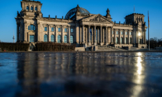 Le bâtiment du Reichstag, qui abrite la chambre basse du Parlement allemand (Bundestag), à Berlin, le 21 janvier 2026 ( AFP / John MACDOUGALL )