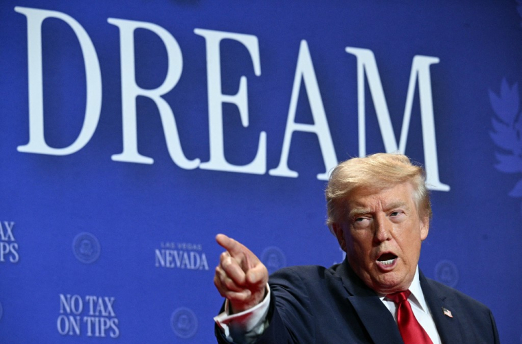 Donald Trump à Las Vegas, aux États-Unis, le 5 août 2026. ( AFP / JIM WATSON )