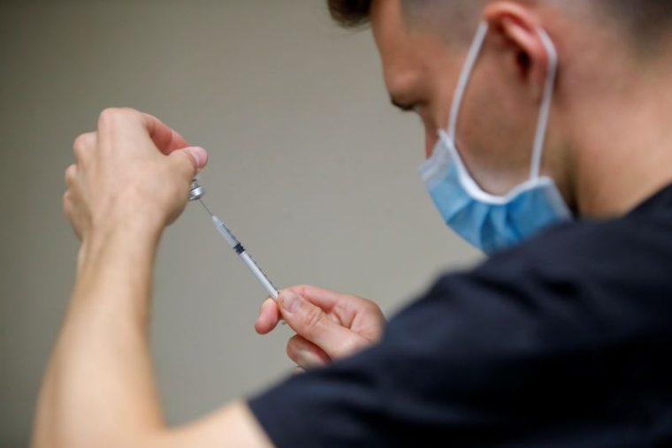 L'UE DEVRAIT ATTEINDRE L'OBJECTIF DE 70% D'ADULTES VACCINÉS D'ICI LA FIN DE L'ÉTÉ