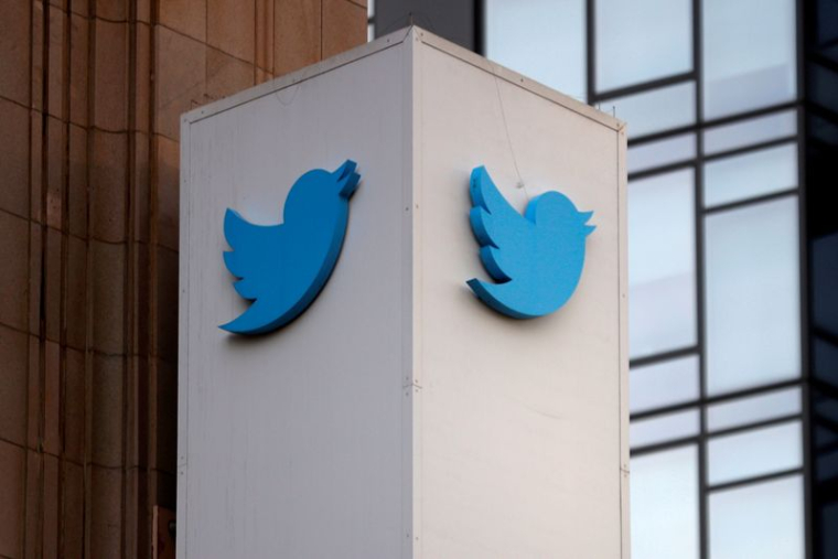 TWITTER PUBLIE UN BÉNÉFICE SUPÉRIEUR AUX ATTENTES DE WALL STREET