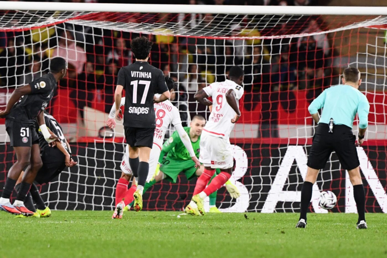 Monaco cueille Paris