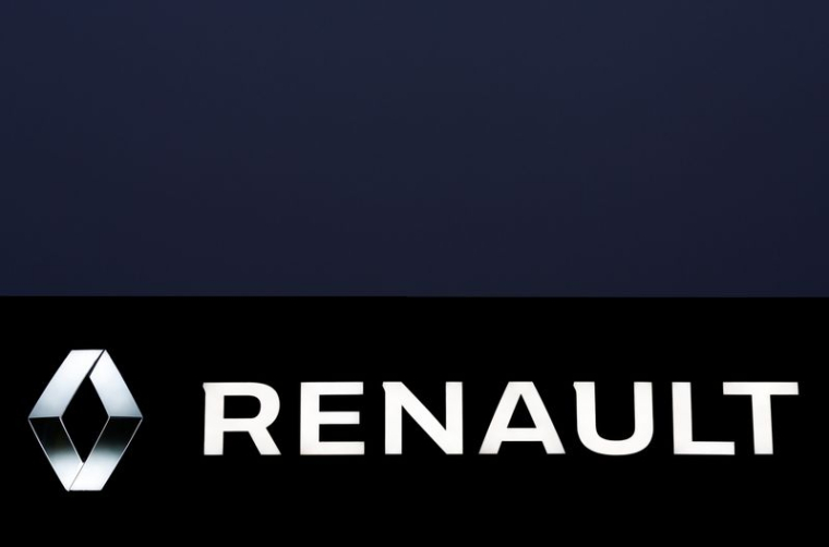 RENAULT PROLONGE LA FERMETURE DE SON USINE DE MOSCOU, DIT UNE PORTE-PAROLE