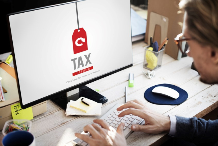 Fiscalité des placements : les français ne comprennent pas la flat tax et la hausse de la CSG (Crédit photo : Fotolia)