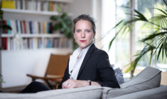 Lucie Castets à Paris, le 14 juillet 2024. ( AFP / JOEL SAGET )