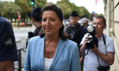 Agnès Buzyn à Paris, le 10 septembre 2021. ( AFP / LUCAS BARIOULET )