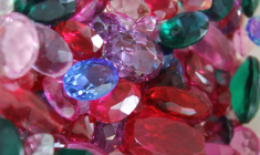 Un ouvrier découvre des dizaines de pierres précieuses sur le chantier de l'ancien presbytère de Saint-Tropez