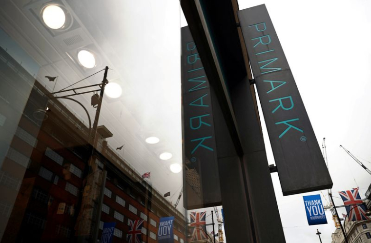 PRIMARK NE S'AVENTURERA PAS SUR INTERNET MALGRÉ L'IMPACT DU CORONAVIRUS
