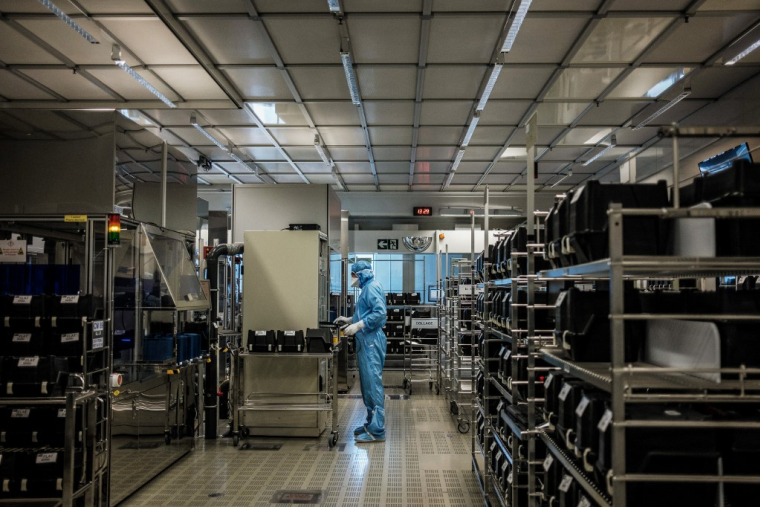 Une usine Soitec à Bernin. ( AFP / JEFF PACHOUD )