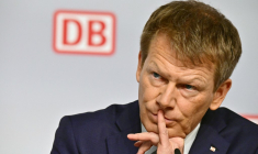 Richard Lutz, directeur de la Deutsche Bahn (DB), à Berlin, en mars 2019 ( AFP / TOBIAS SCHWARZ )