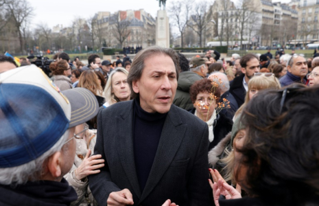 Jérôme Guedj le 21 février 2025 à Paris ( AFP / GEOFFROY VAN DER HASSELT )