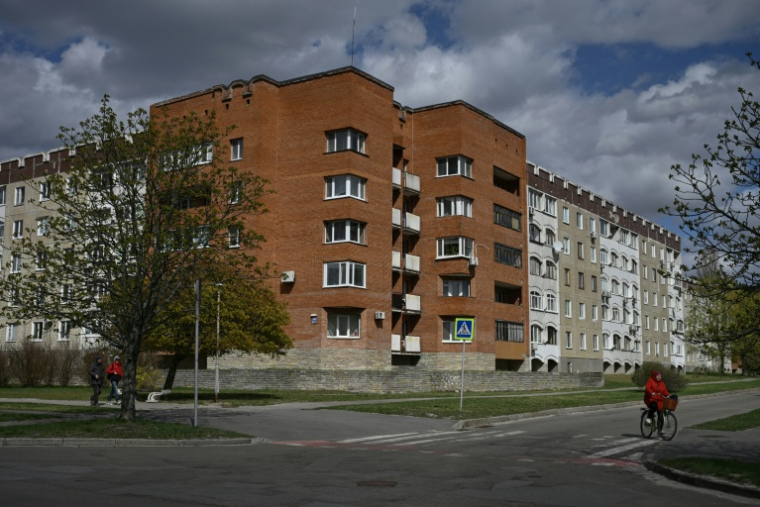 Une rue de la ville de Slavoutytch dans le nord de l'Ukraine, le 25 avril 2026  ( AFP / Genya SAVILOV )