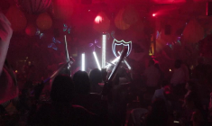 Au Nigeria, la mode du cabaret s'empare des extravagantes nuits lagosiennes