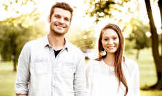 Le Revenu conseille une famille pour ses placements. (© Freepik)