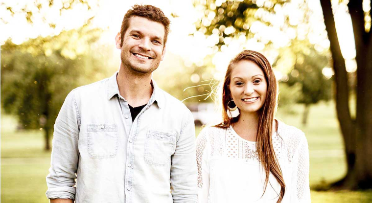 Le Revenu conseille une famille pour ses placements. (© Freepik)