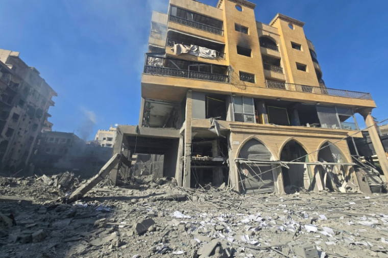 Un immeuble détruit par une attaque aérienne israélienne à Tyre, dans le sud du Liban le 31 mai 2026 ( AFP / KAWANT HAJU )