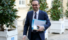 Thomas Cazenave à Paris, le 27 mars 2024. ( AFP / THOMAS SAMSON )