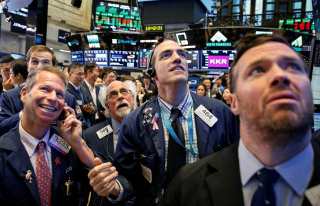 WALL STREET  OUVRE EN HAUSSE
