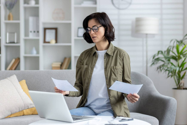 Impots.gouv.fr : quelles démarches effectuer depuis votre espace « Finances publiques » ? / iStock.com - Liubomyr Vorona