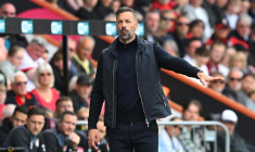 Leicester met Ruud van Nistelrooy à la porte