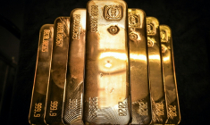 Des lingots d'or dans la fonderie ABC à Sydney (Australie), le 5 août 2020 ( AFP / DAVID GRAY )