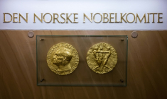 Le prix Nobel de médecine ouvre le bal de cette saison de récompenses ( AFP / Jonathan NACKSTRAND )