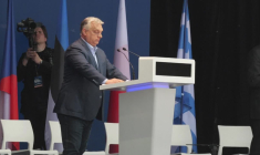 Orban dénonce "un échange organisé de populations pour remplacer le socle culturel" européen