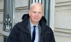 Patrick Buisson, historien et figure de la droite conservatrice, à Paris le 15 octobre 2012 ( AFP / Miguel MEDINA )