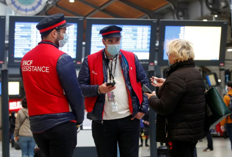 LA SNCF PRÉVOIT DE SUPPRIMER 2.000 À 3.000 POSTES