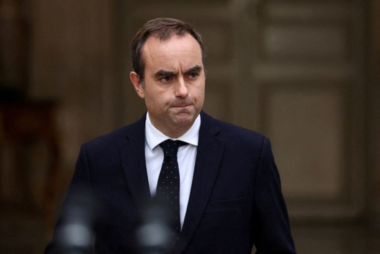 PHOTO DE FICHIER : Déclaration du Premier ministre français sortant, M. Lecornu, à Matignon, à Paris