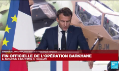 REPLAY - Fin de l'opération Barkhane : Emmanuel Macron s'exprime à Toulon