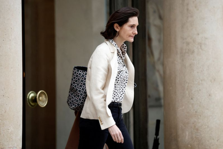 La nouvelle ministre française de l'Education nationale, de la Jeunesse, des Sports et des Jeux Olympiques et Paralympiques Amélie Oudea-Castera, après la réunion hebdomadaire du cabinet, au palais de l'Élysée