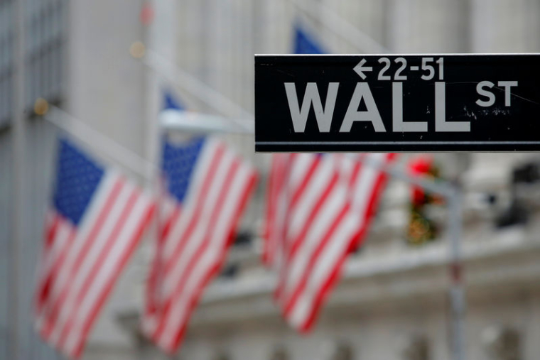 WALL ST OUVRE EN HAUSSE, RETOUR DE L'OPTIMISME SUR LE COMMERCE
