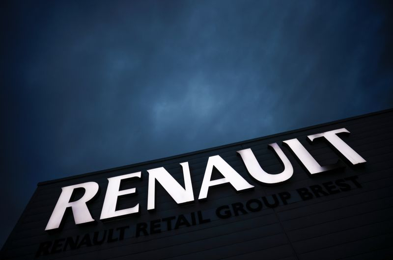 RENAULT: UN PÔLE PLUS COMPÉTITIF POUR PRODUIRE 400.000 VOITURES ÉLECTRIQUES