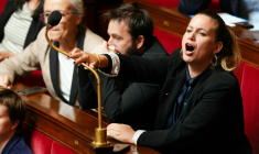 La cheffe du groupe insoumis à l'Assemblée nationale Mathilde Panot le 21 juillet 2026 à Paris ( AFP / Dimitar DILKOFF )