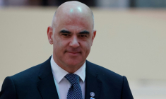 Le secrétaire général du Conseil de l'Europe Alain Berset arrive pour un sommet sur l'intelligence artificielle à Paris, le 11 février 2025 ( AFP / Ludovic MARIN )