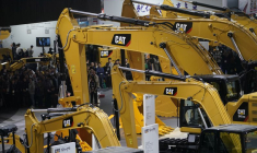 Des engins lourds de Caterpillar au salon Bauma China