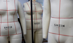 Mannequins de couture portant le logo Shein à Guangzhou