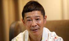 LE MILLIARDAIRE JAPONAIS MAEZAWA À LA RECHERCHE D'UN "ÉQUIPAGE" POUR UN VOYAGE AUTOUR DE LA LUNE