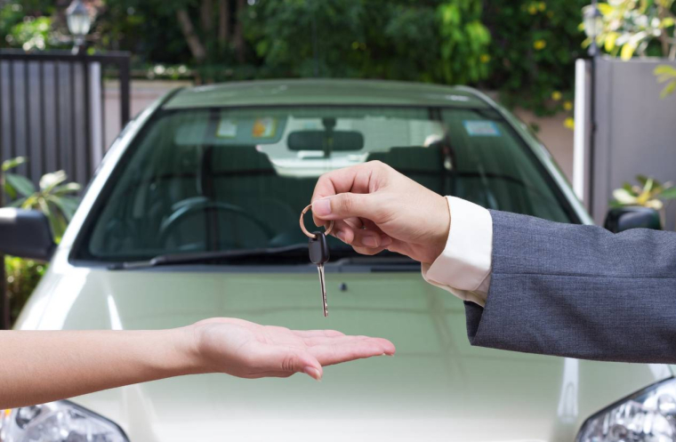 Tension sur le marché de l'automobile d'occasion - iStock-yanyong.jpg